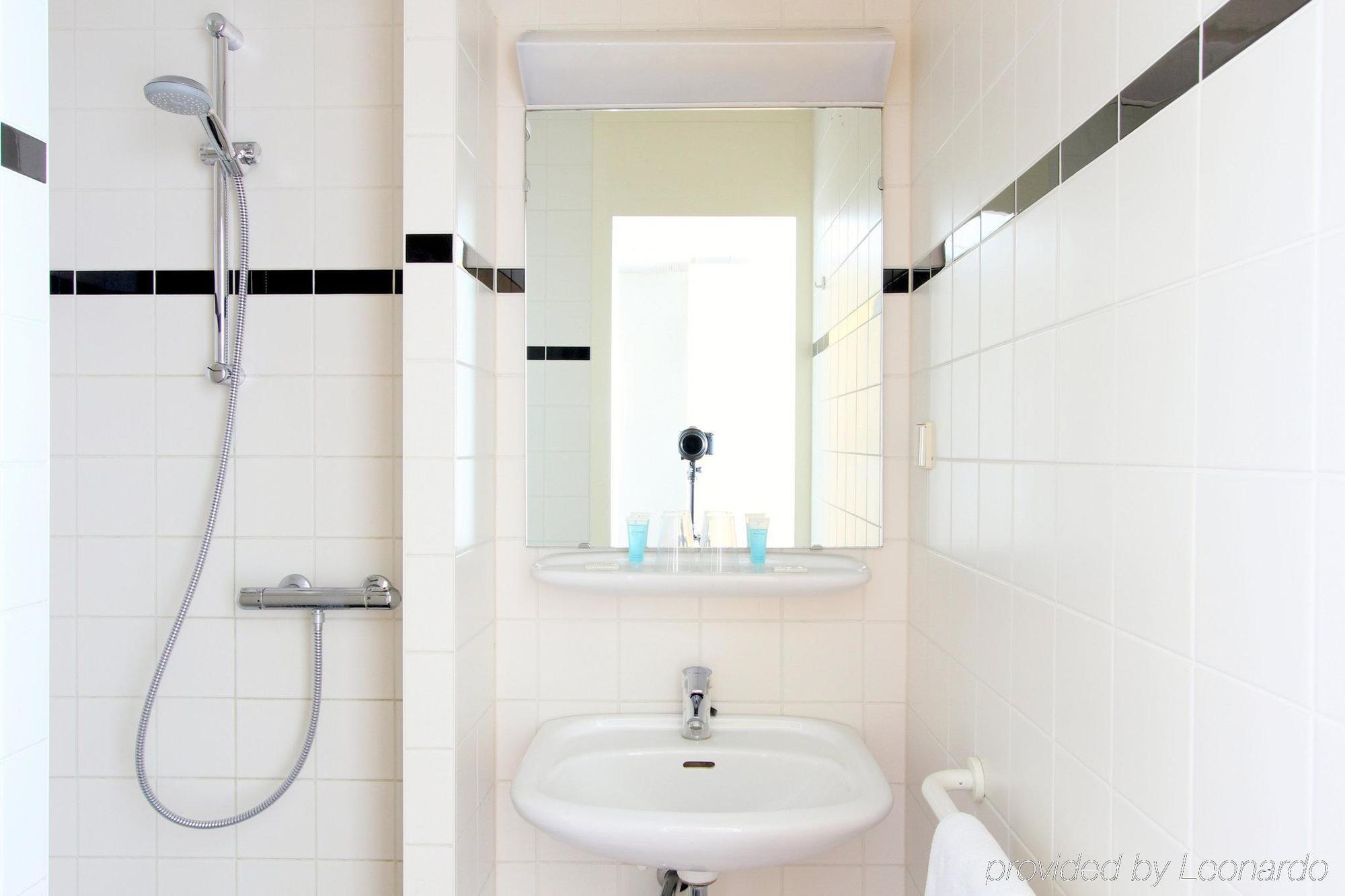Bastion Hotel Leiden Voorschoten Ngoại thất bức ảnh